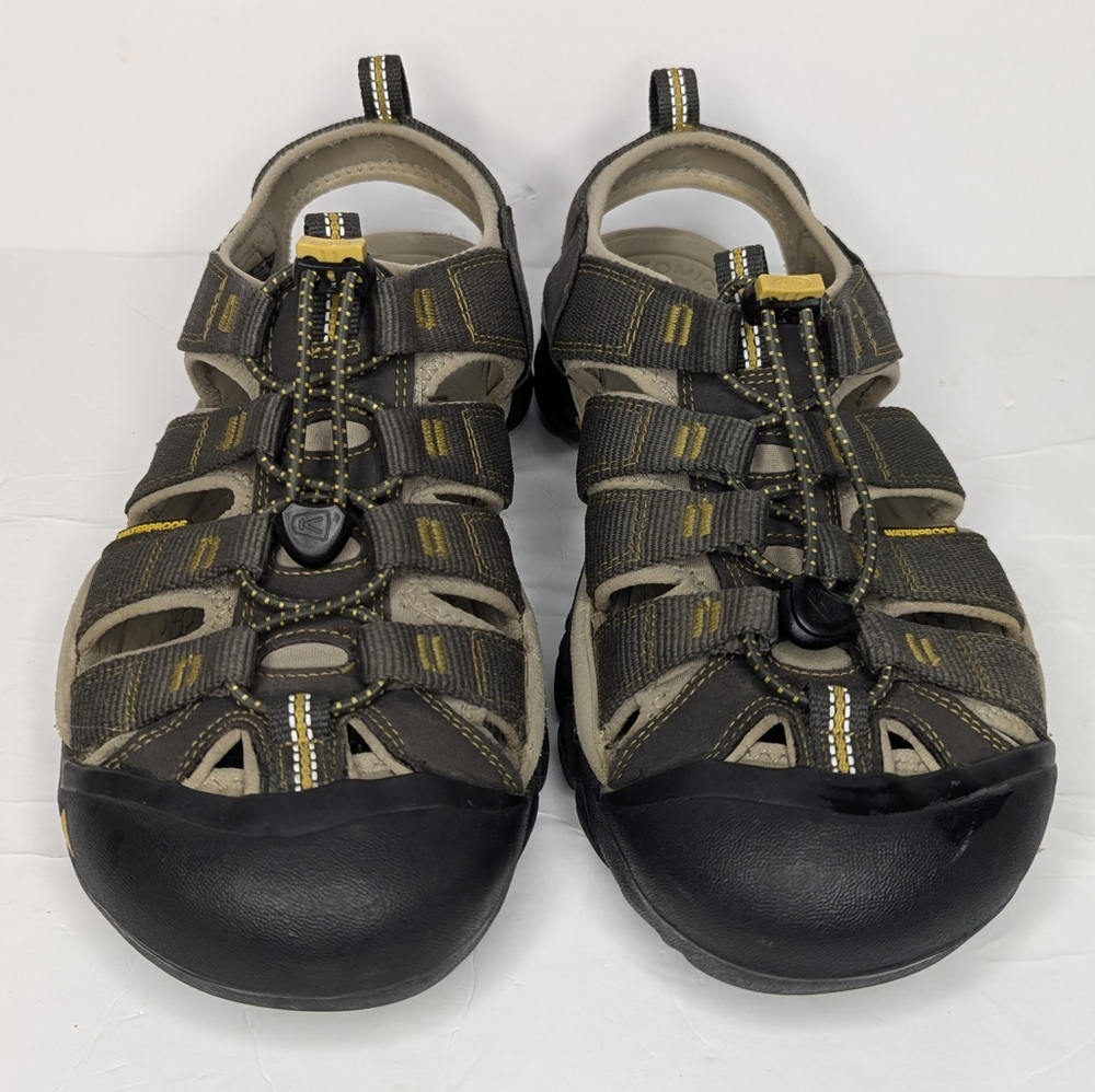Keen Men's Newport H2 Sport Sandals Size 9.5 Raven/Aluminum